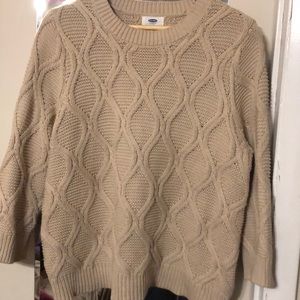 Xl Creme old navy sweater